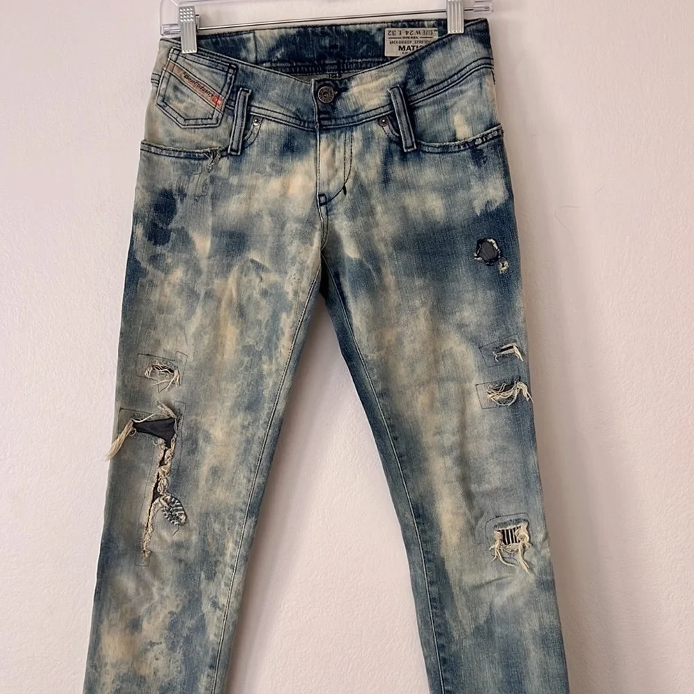 Diesel Industry Women’s Magic Jeans Size W24 L32 Distressed with Patchwork - Picture 2 of 10